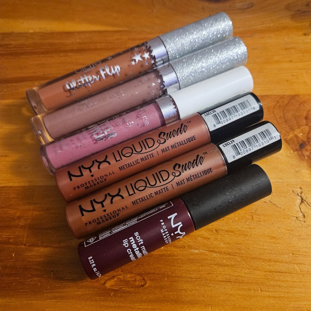 Metallic and Glitter Liquid Lipsticks